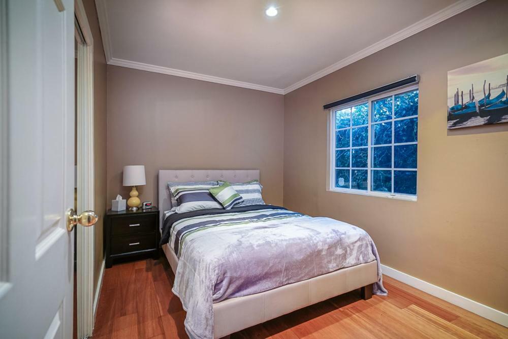 דירות לוס אנג'לס Stylish 2 Bed & 2 Bath At The Heart Of Hollywood With Free Parking - One Car Only מראה חיצוני תמונה